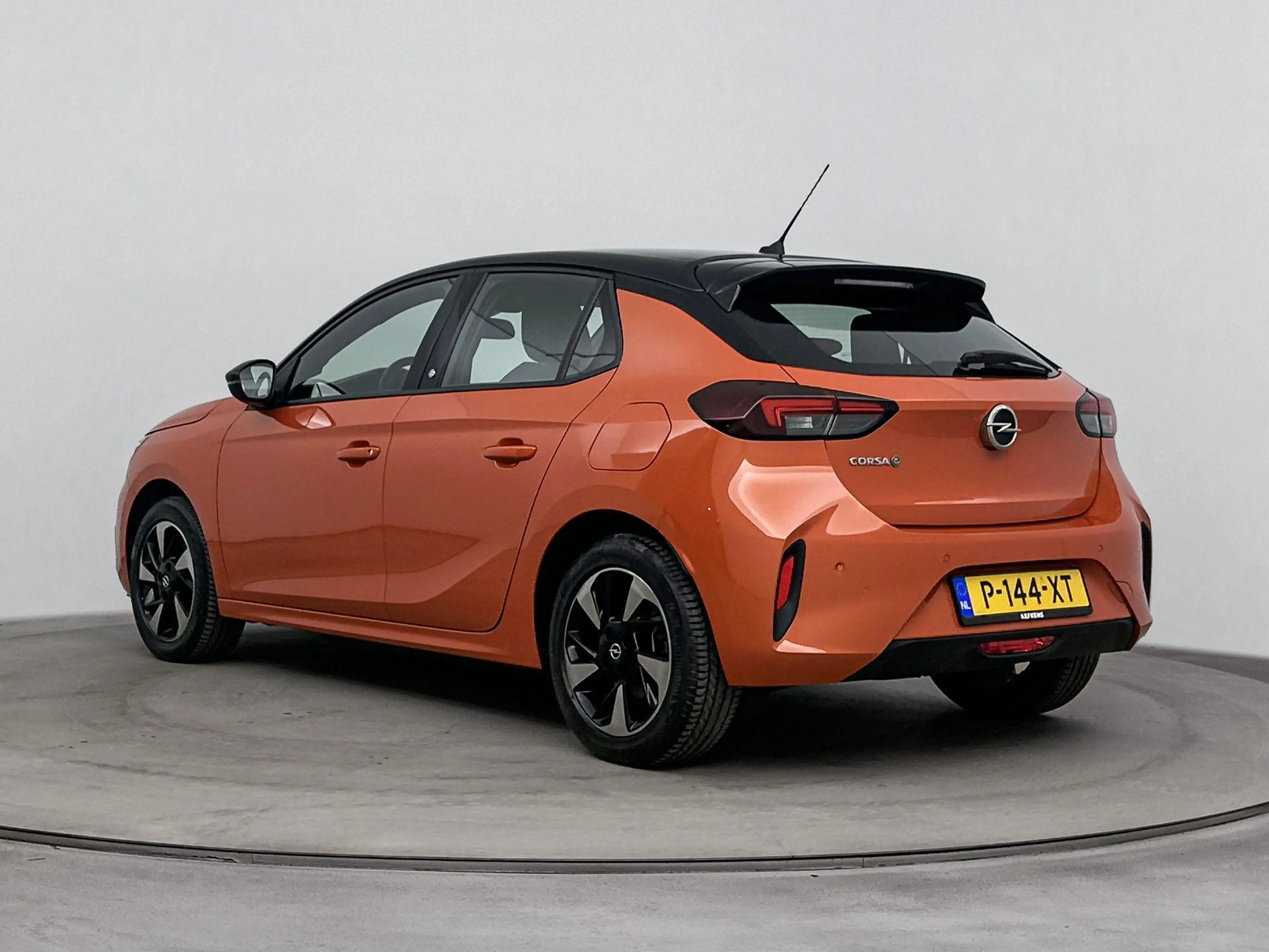 Opel Corsa-e GS Line 50kWh | 1ste eigenaar | ACCU 92% | Parkeer — photo 3