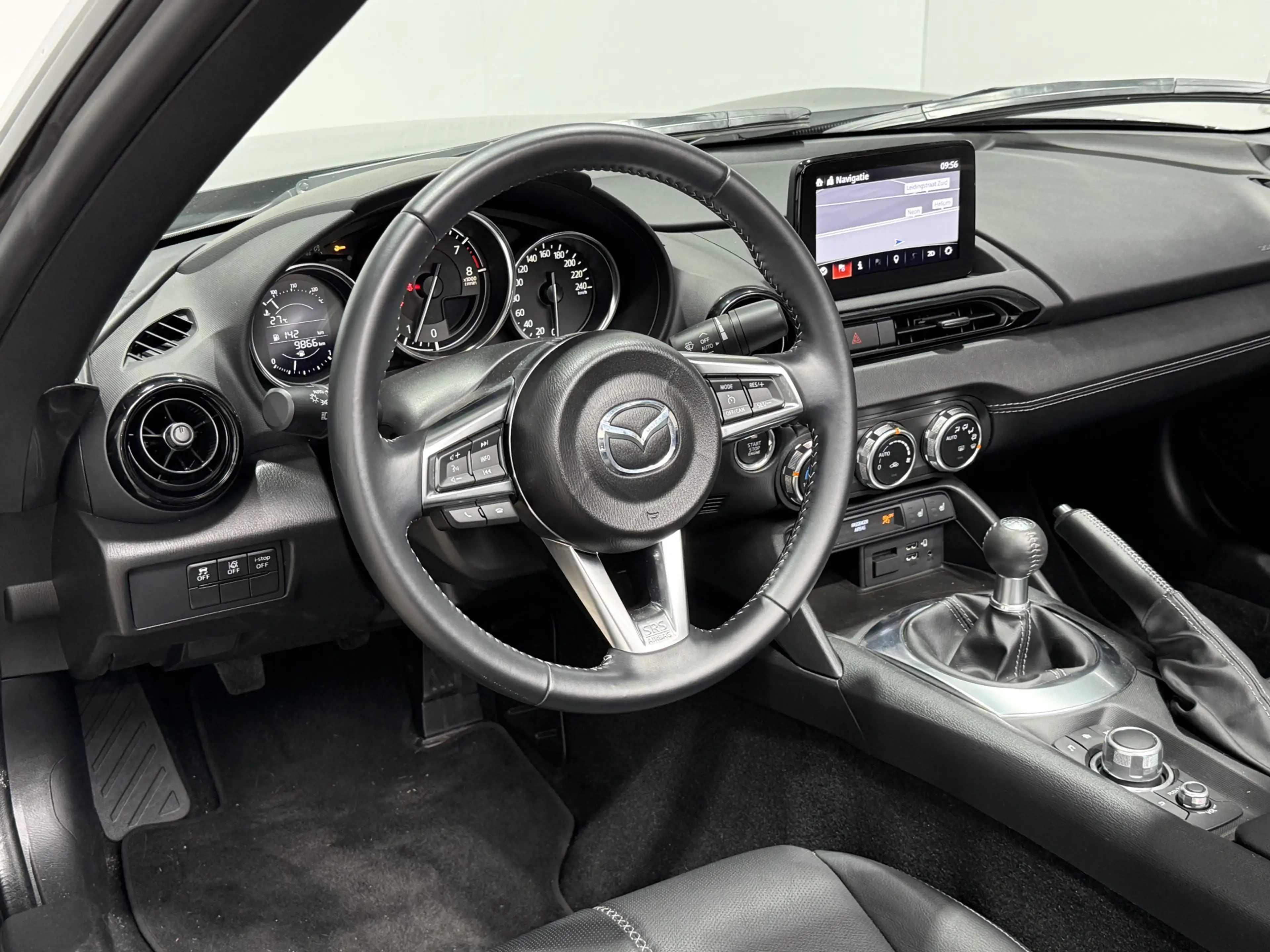 Mazda MX-5 1.5 SkyActiv-G 132 Luxury Limited | Apple Carplay/ — photo 12