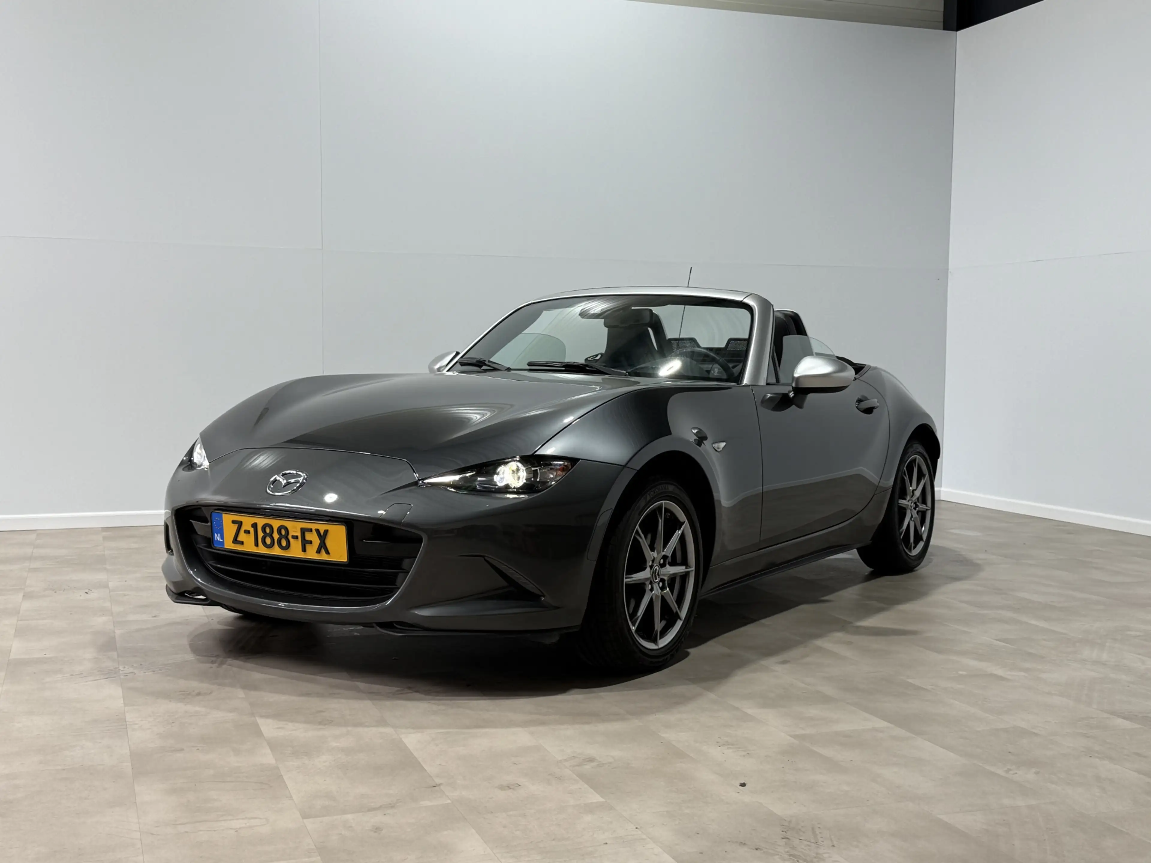 Mazda MX-5 1.5 SkyActiv-G 132 Luxury Limited | Apple Carplay/ — photo 4