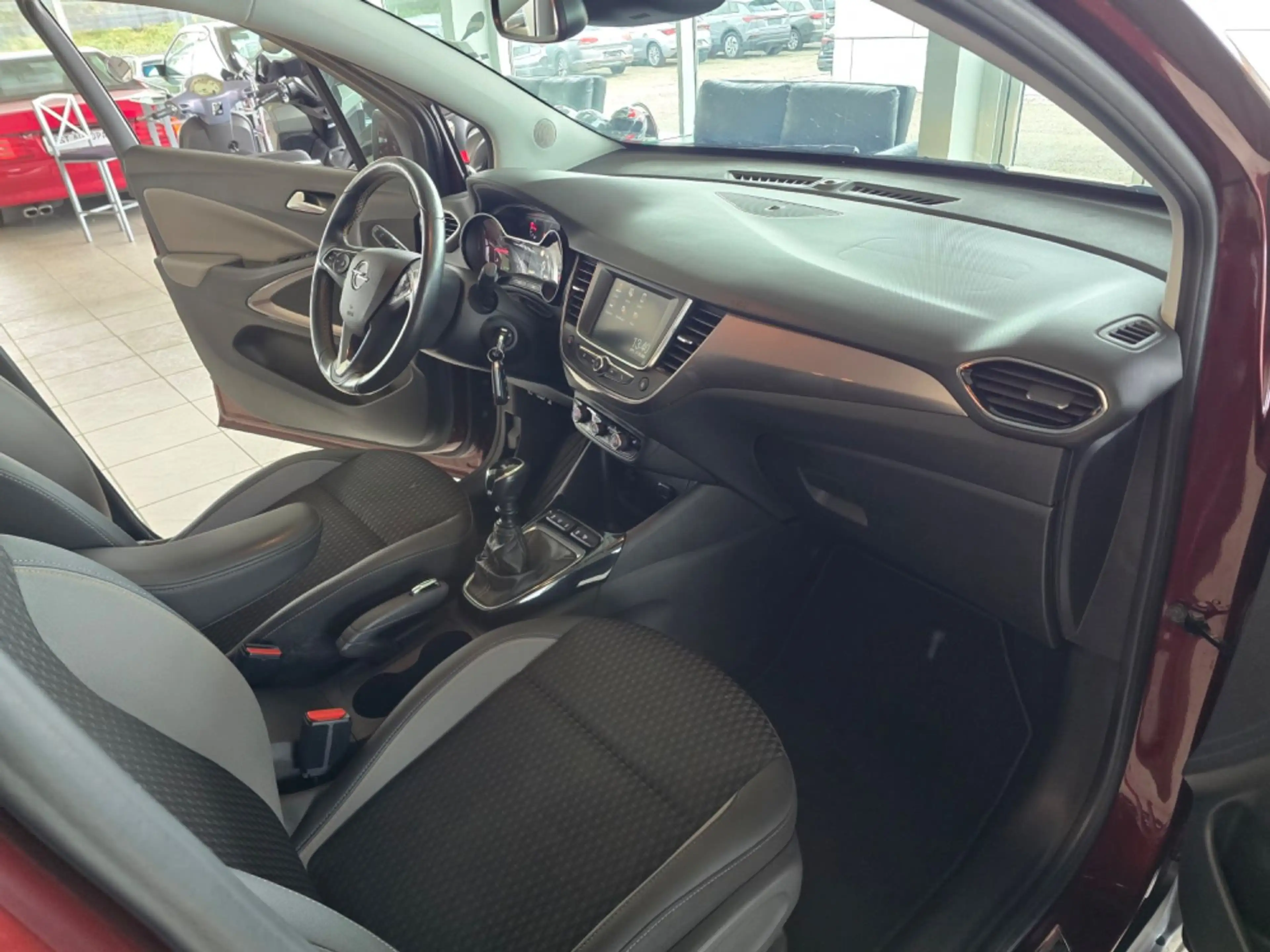 Opel Crossland X Innovation KAMERA ALU LHZ SHZ — photo 11