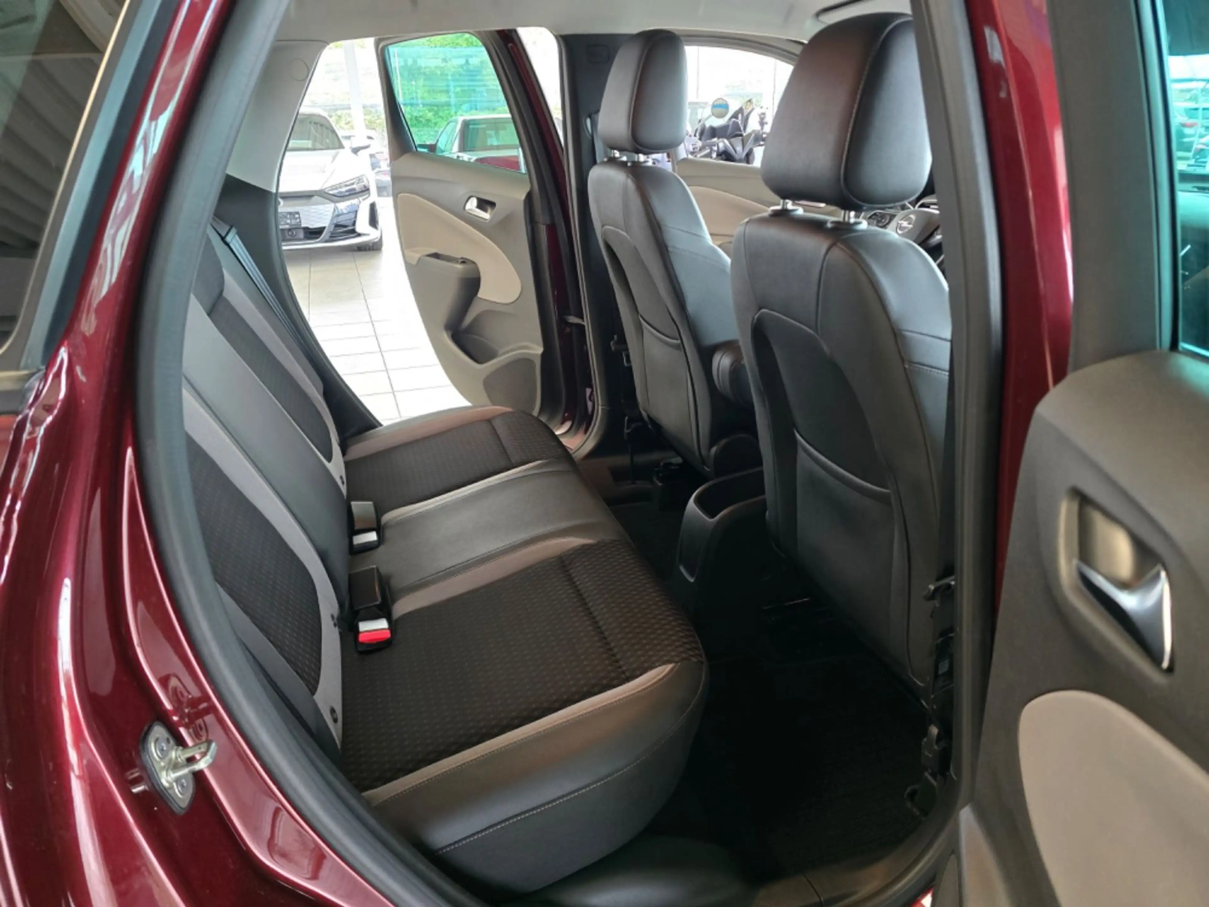Opel Crossland X Innovation KAMERA ALU LHZ SHZ — photo 12