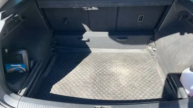 Volkswagen Tiguan view 14