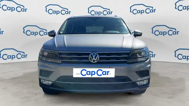 Volkswagen Tiguan view 5
