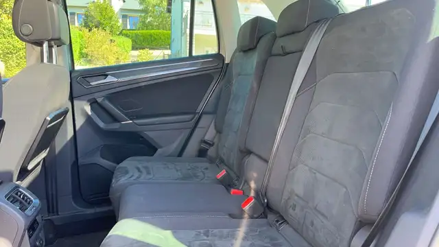 Volkswagen Tiguan view 9