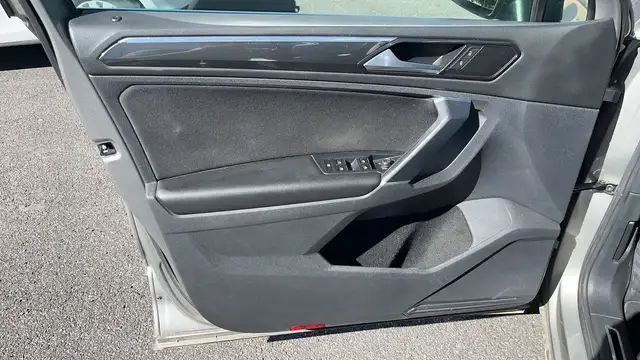 Volkswagen Tiguan view 7