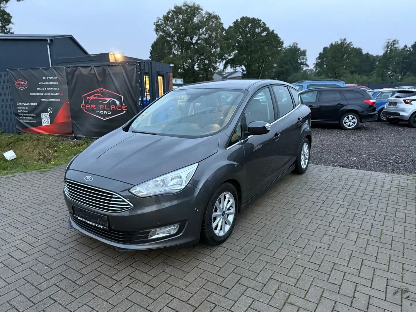 Ford C-Max C-MAX Titanium 1. HAND/AUTOMATIK/ANHÄNGER Grau - 1