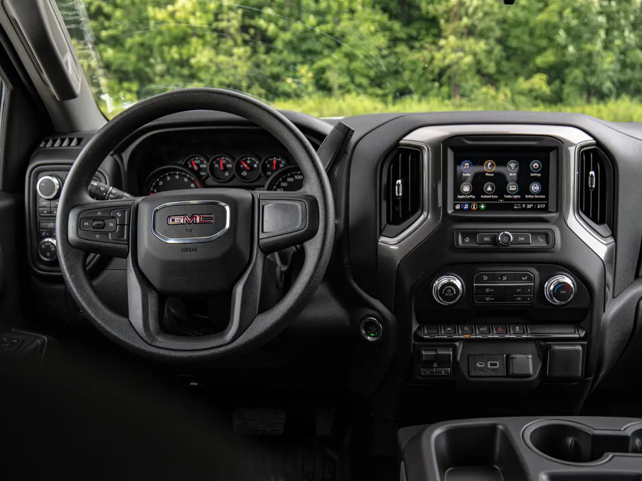 GMC Sierra 1500 снимка GMC Sierra 1500