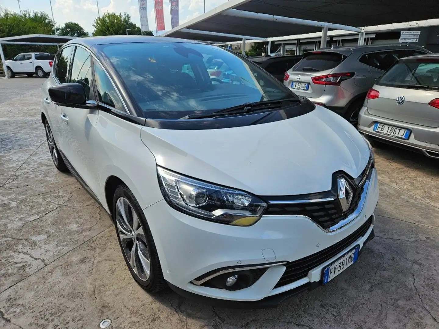 Renault Scenic Scénic TCe 140 CV EDC FAP intense Edition2 Білий - 1