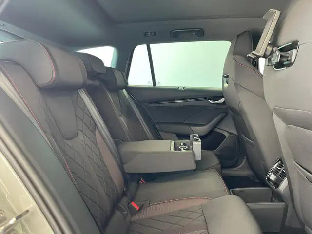 Skoda Octavia Combi RS 265PS DSG HUD+Pano+360°+DCC+AHK+CANTON... Ansicht 18