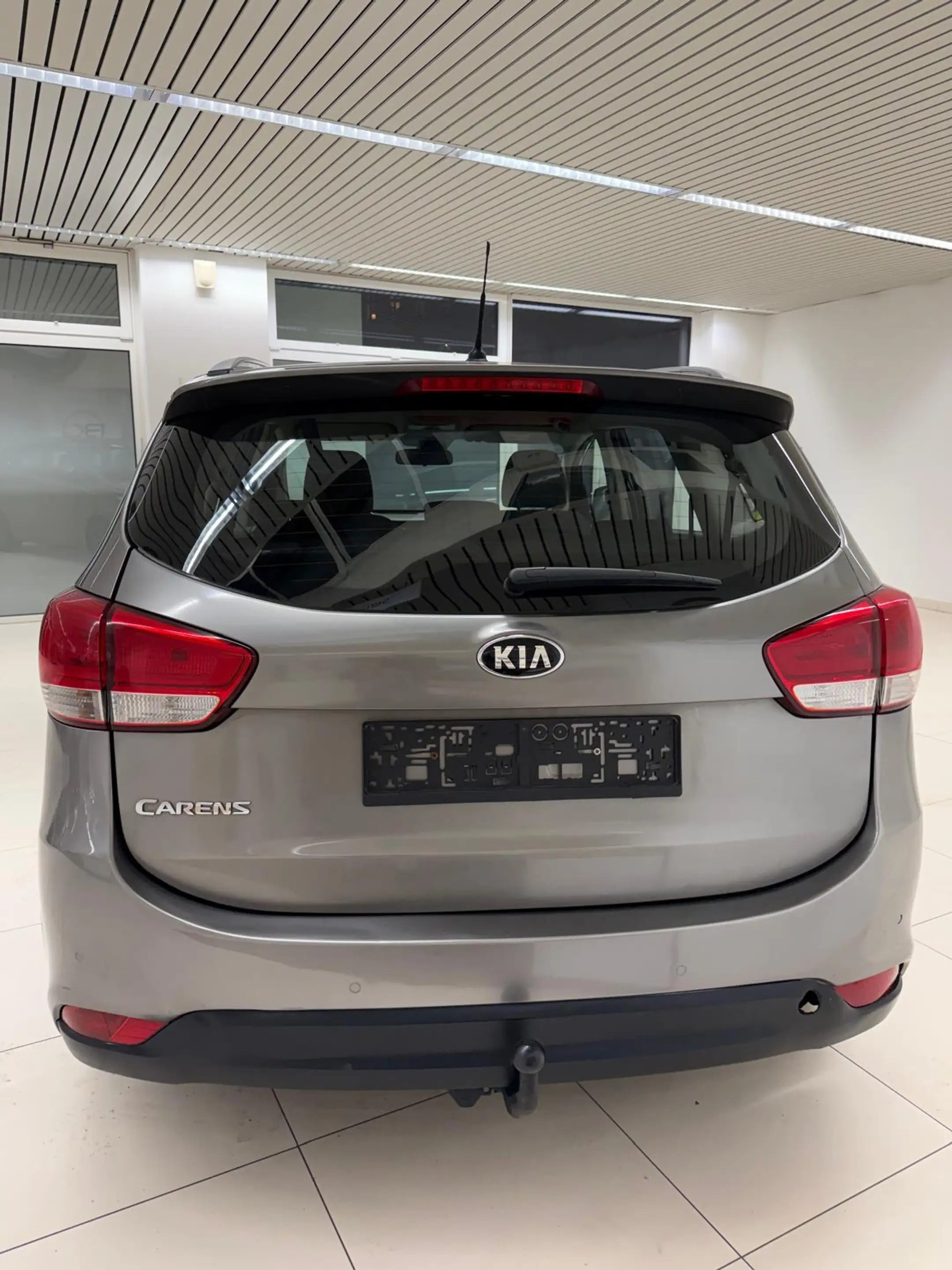 Kia Carens Carens Diesel 1.7 CRDi Edition 7 — photo 10
