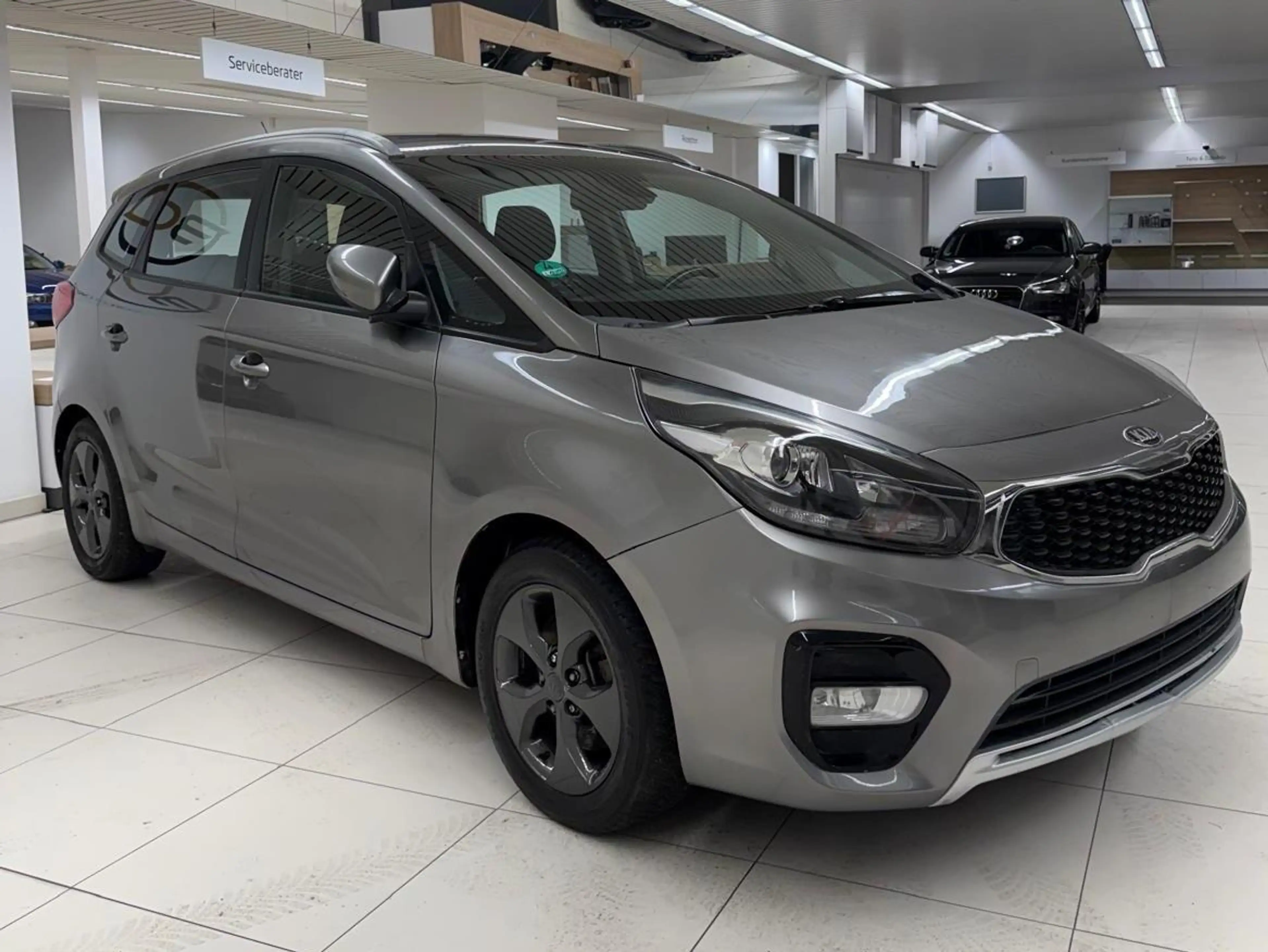 Kia Carens Carens Diesel 1.7 CRDi Edition 7 — photo 13