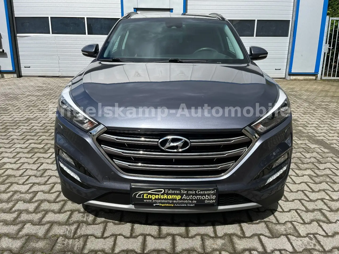 Hyundai TUCSON Premium 1.6 T-GDI 4WD/LEDER/NAVI/PANO/PDC Gris - 2