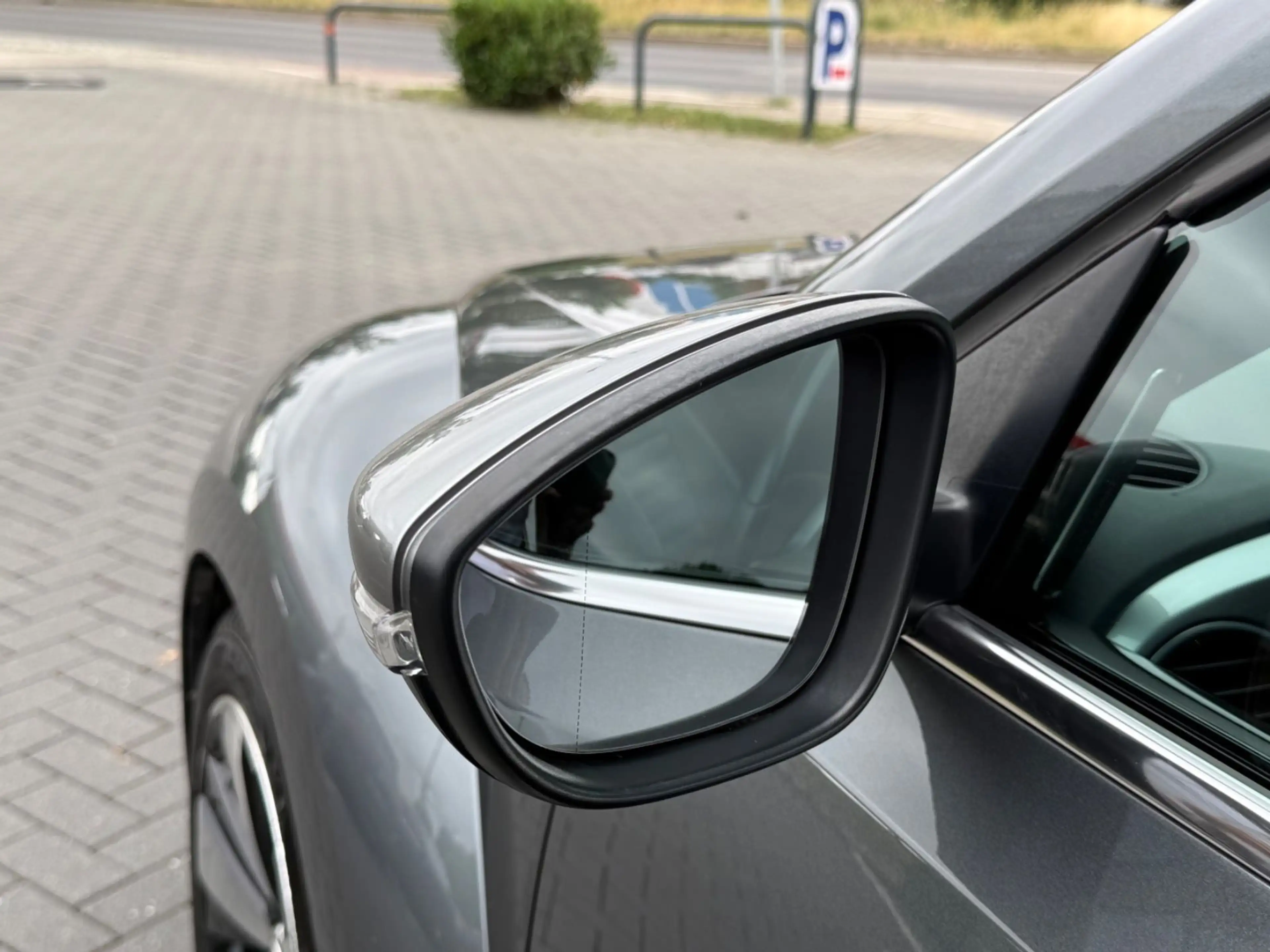 Volkswagen Beetle 1.4 TSI DSG Design Xenon Panorama DAB PTS — photo 8