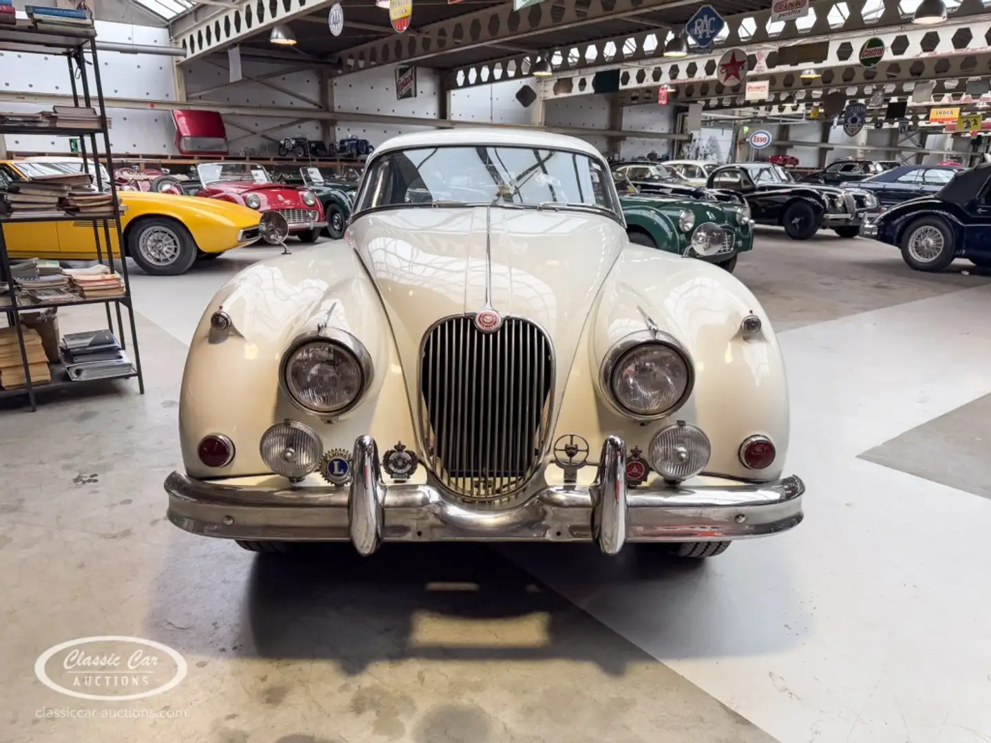 Jaguar XK Coupe  - ONLINE AUCTION Blanc - 2