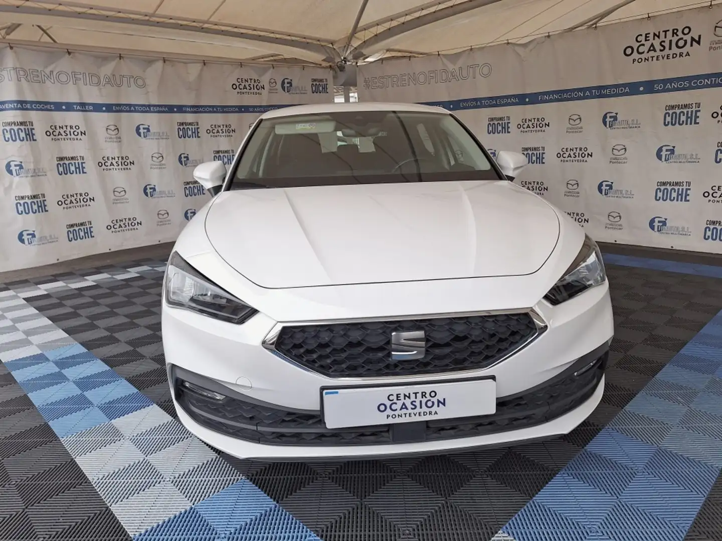 SEAT Leon 2.0TDI S&S Reference 115 Blanc - 2