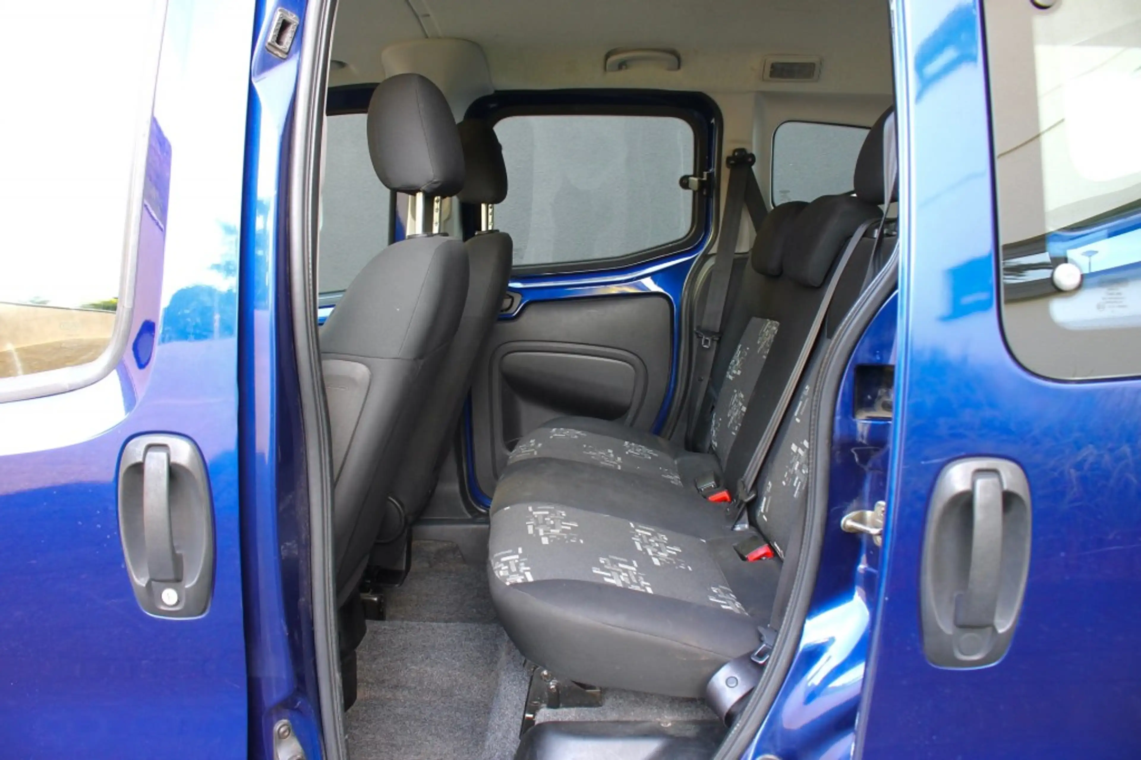 Fiat Qubo 1.4 EASY, Elektr. ramen, Airco, Radio — photo 14