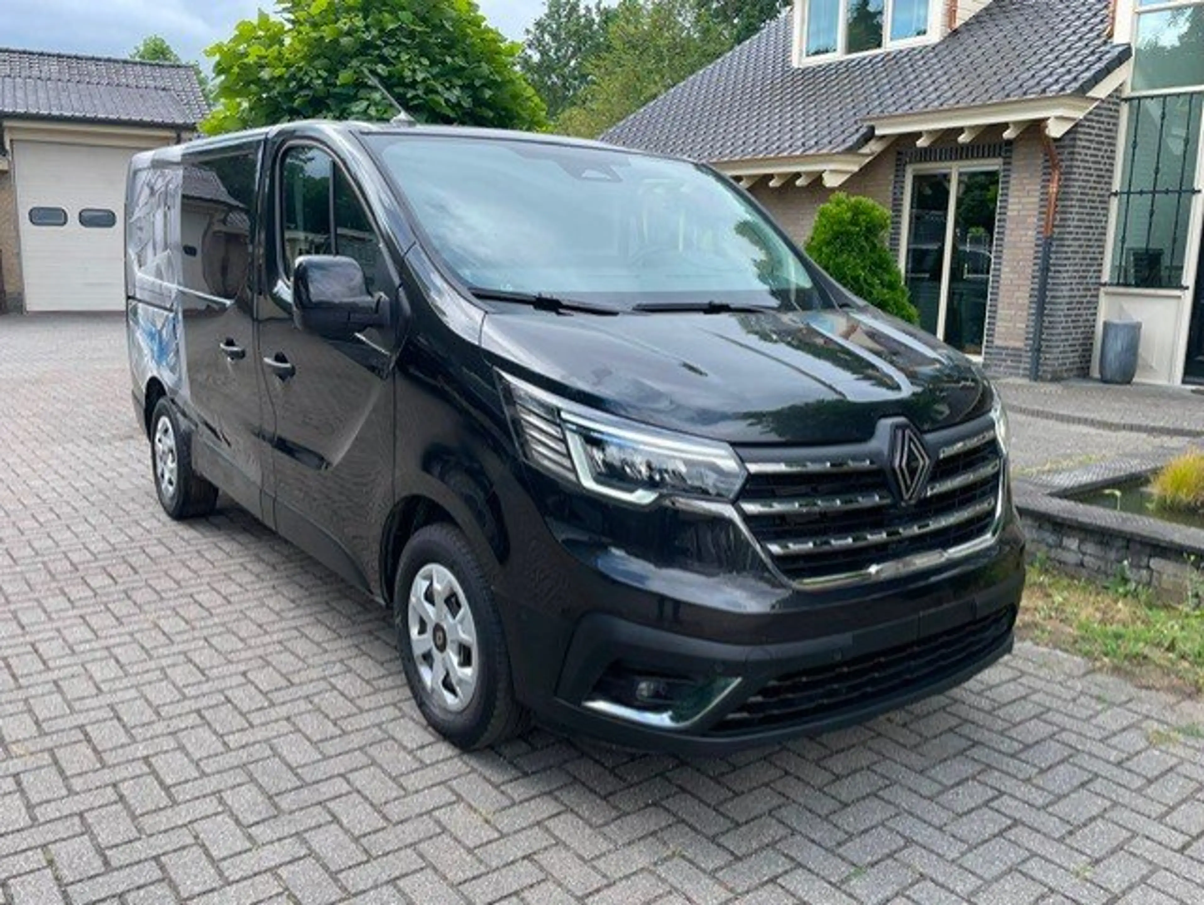 Renault Trafic 2.0 dCi L1H1 GRAND CONFORD CAMERA NAVI