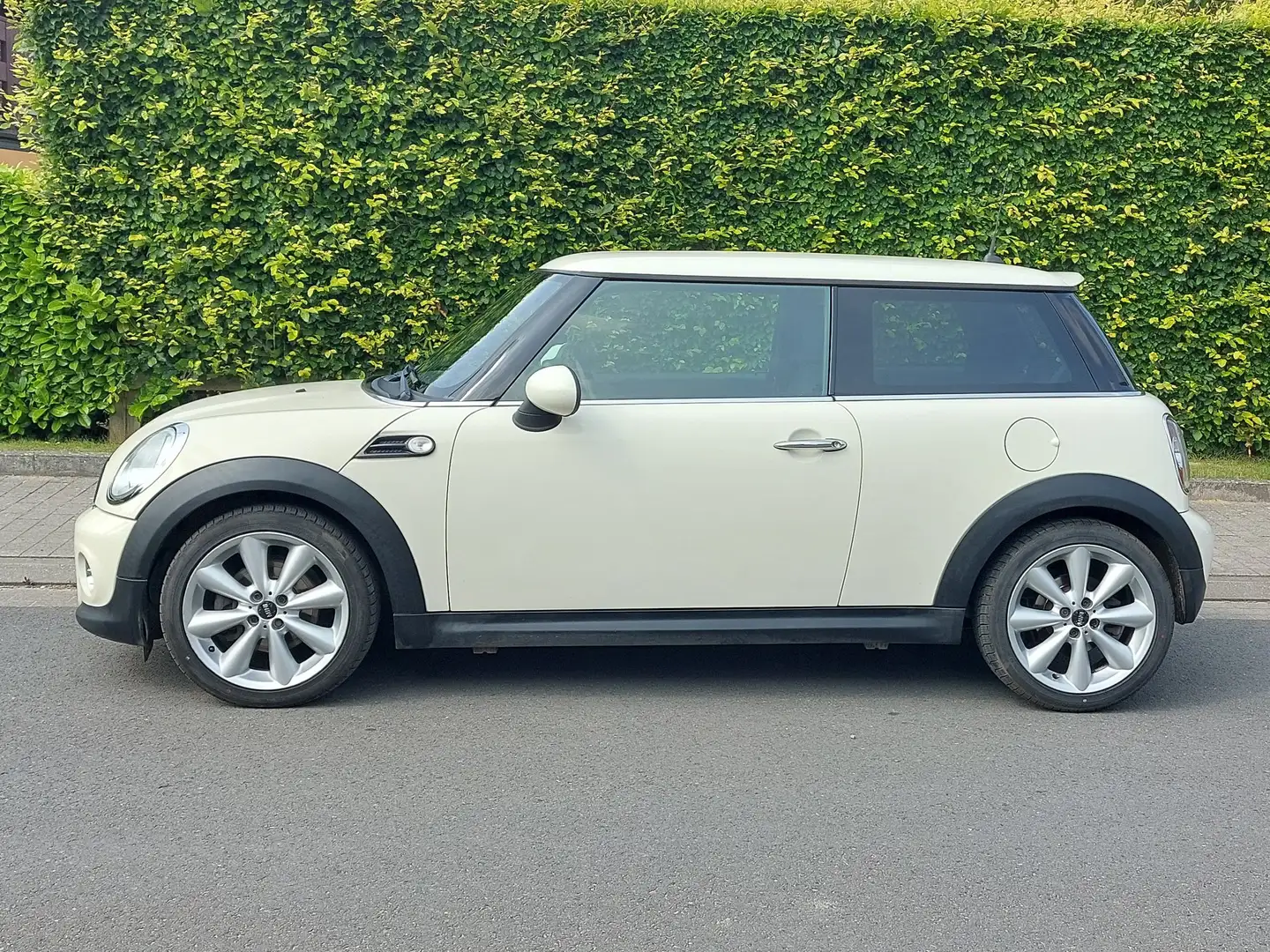 MINI One D Mini 1.6 D One DPF Білий - 1