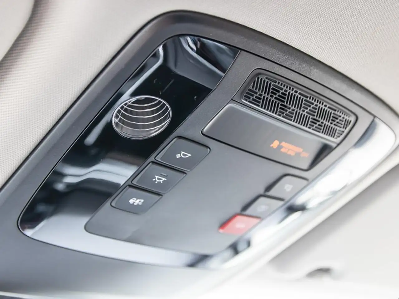 Kia Carnival снимка Kia Carnival