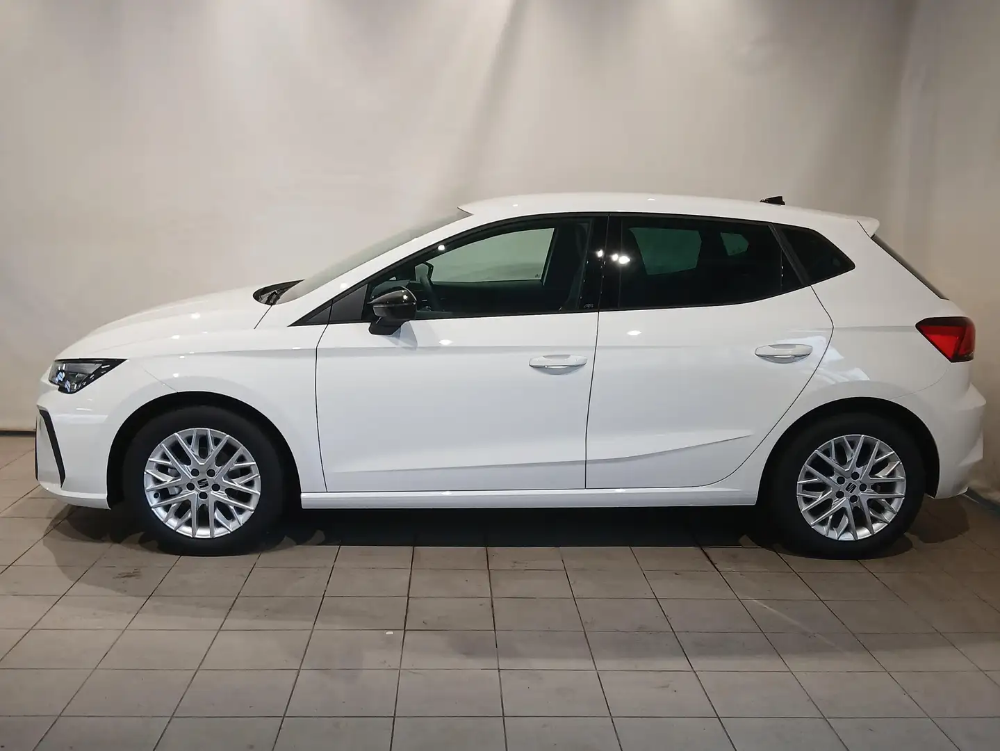 SEAT Ibiza 1.0 TSI 70 kW FR 10 Jahre Garantie Weiß - 2