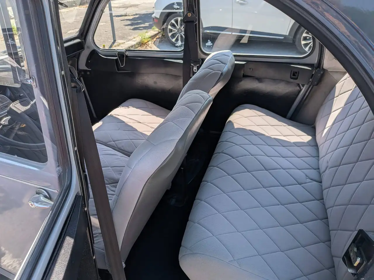 Citroen 2CV6 0.6 Charleston, foto 6