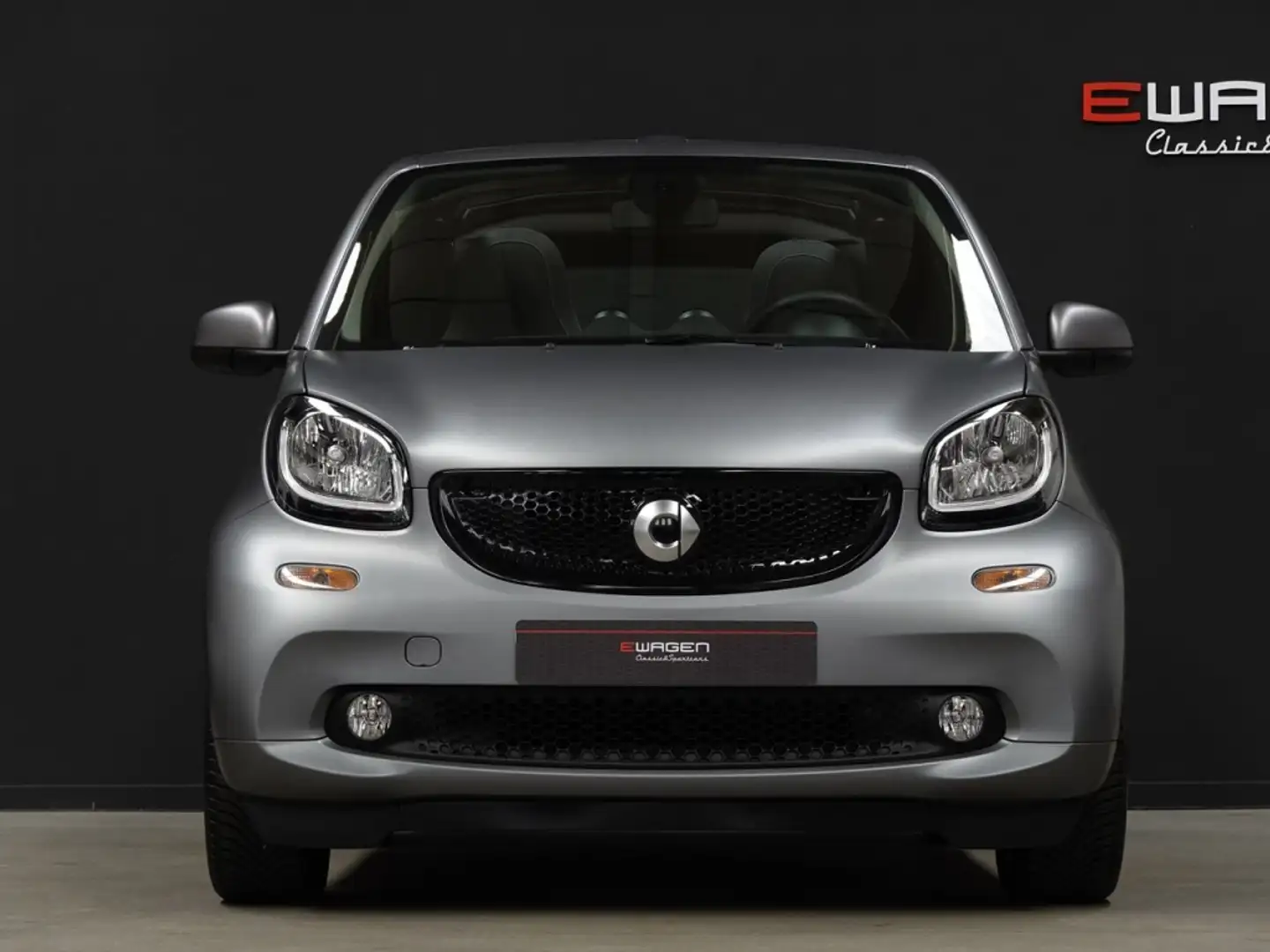 smart forTwo Cabrio 66 Prime Gris - 2