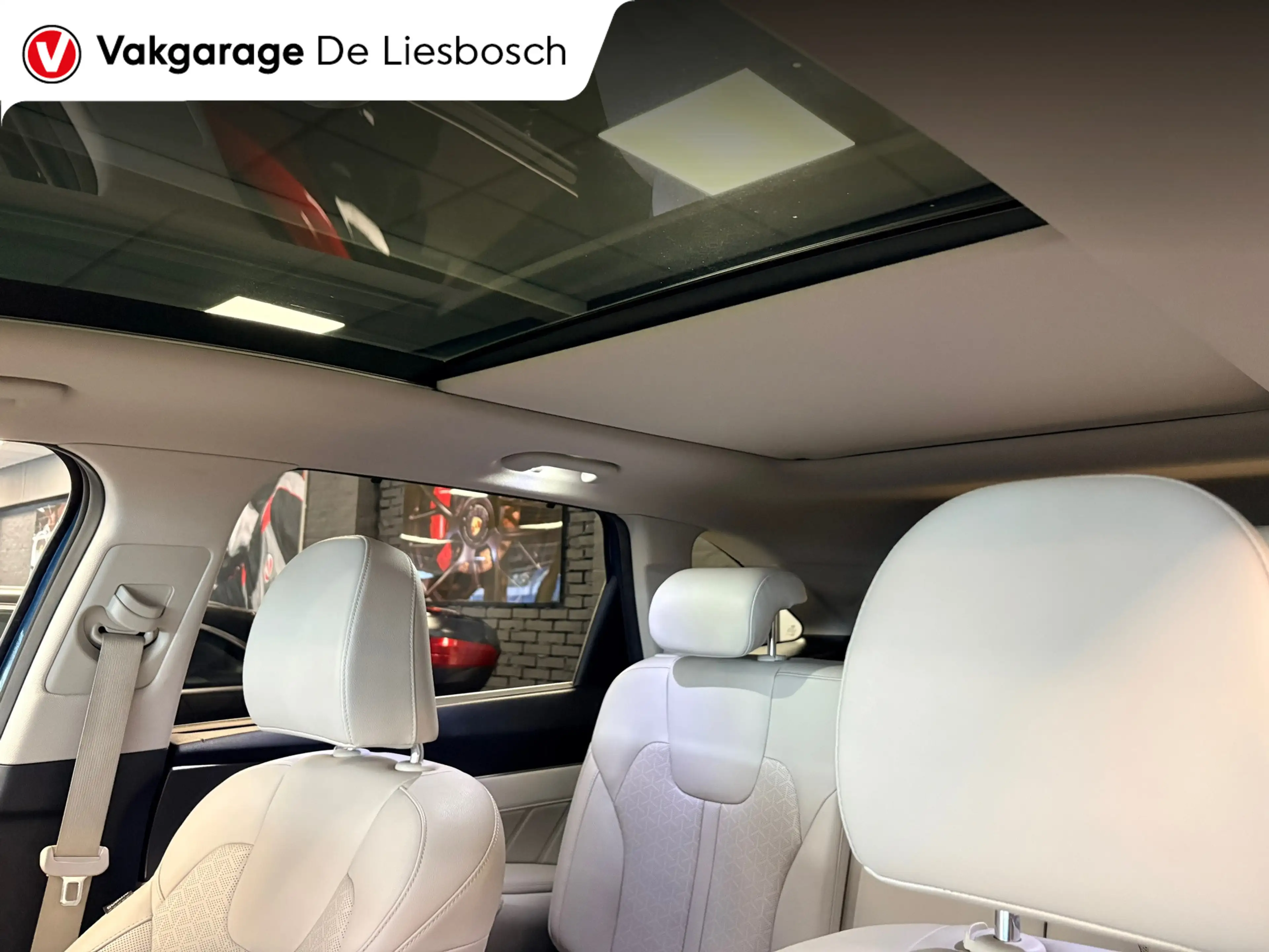 Kia Sorento 1.6 T-GDI Plug-in Hybrid 4WD DynamicLine 7persoons — photo 15