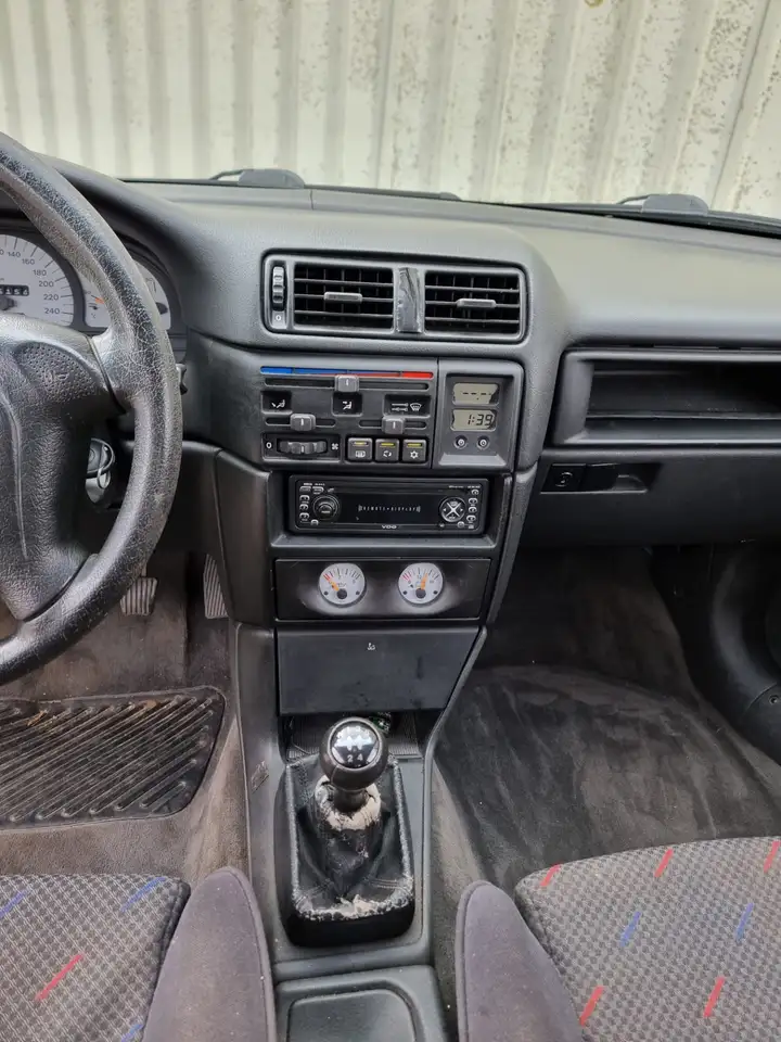 Opel Calibra 2.0, foto 6