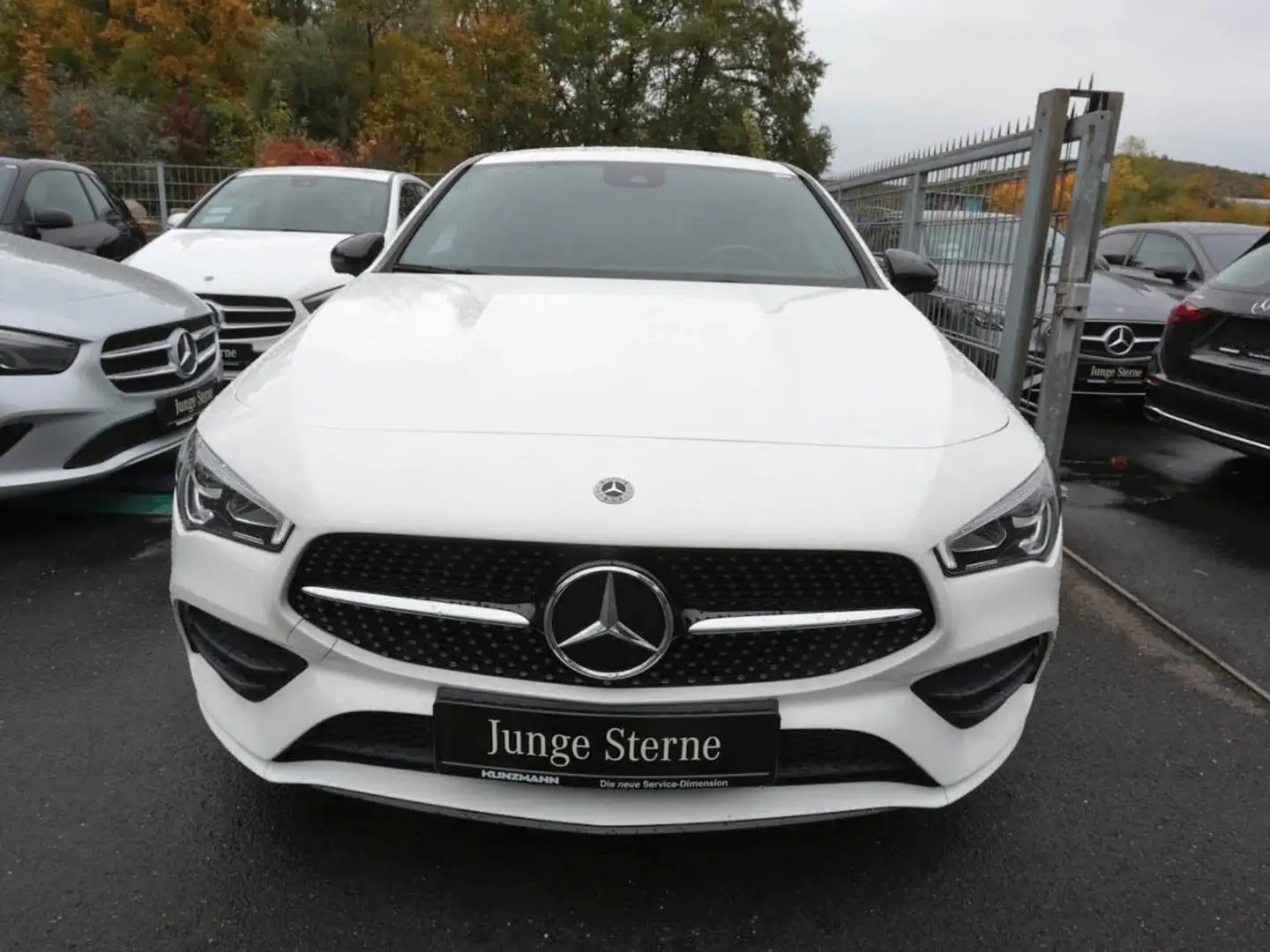 Mercedes-Benz CLA 250 e Coupé AMG Night MBUXNavi+ SpiegelP 360° Blanc - 2