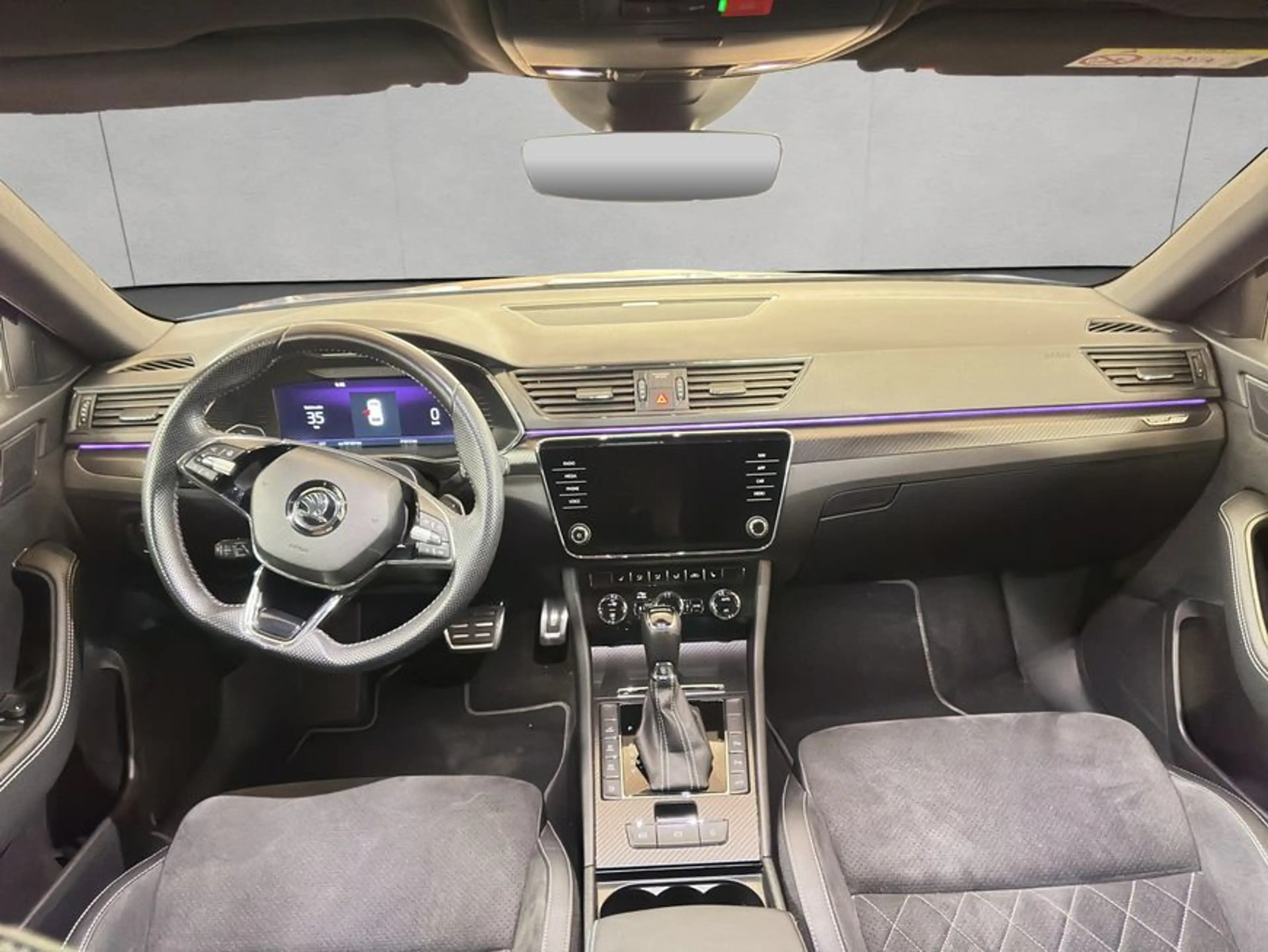 Skoda Superb Combi 1.4 TSI iV DSG Sportline — photo 13