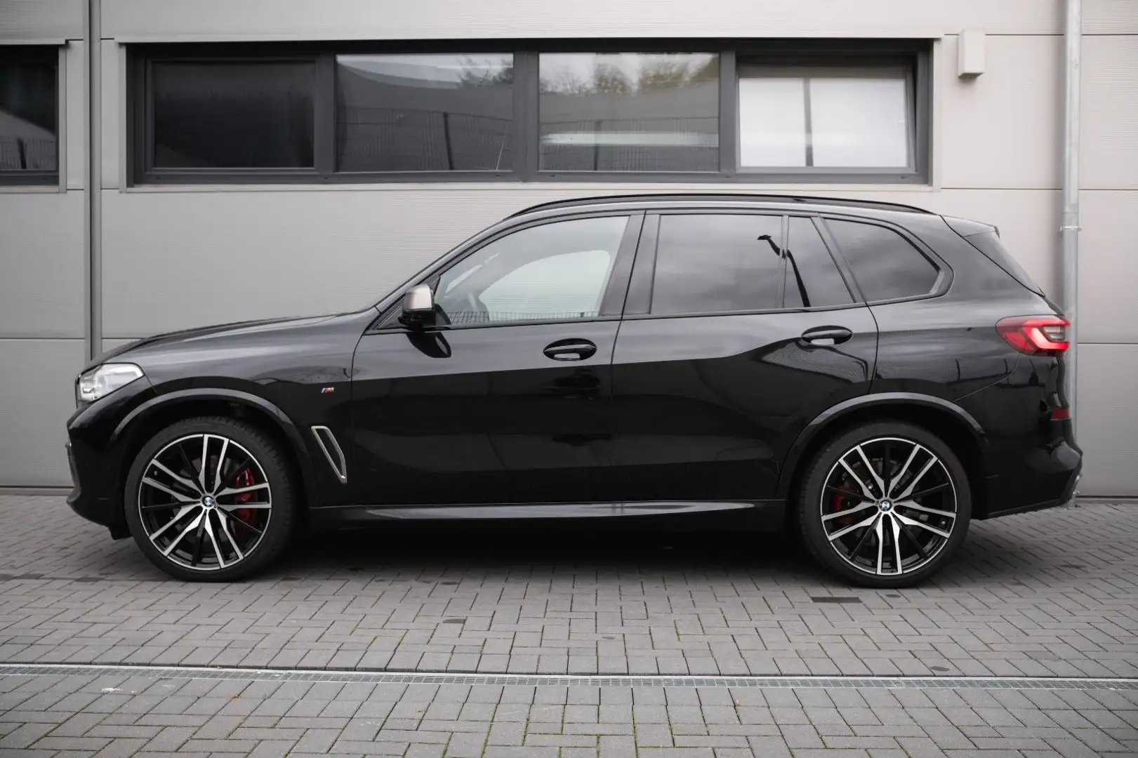 BMW X5 M50i-Laser-Komfort-Sitze.Sitzbelüftung Noir - 1