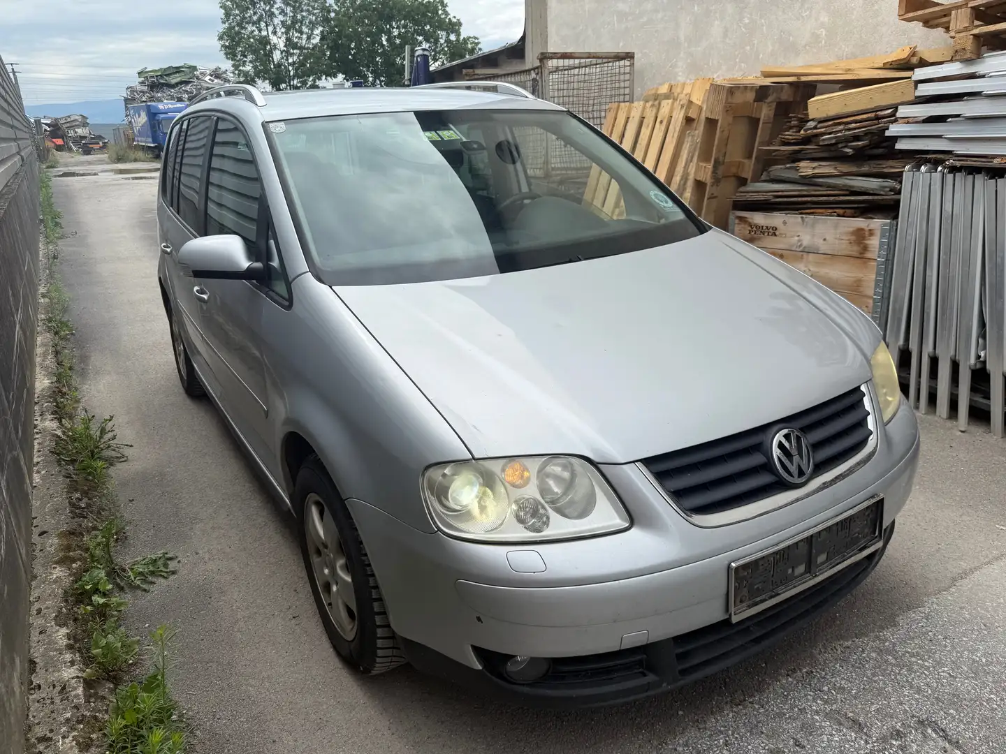 Volkswagen Touran Highline 2,0 TDI DSG Euro 4 Argent - 2