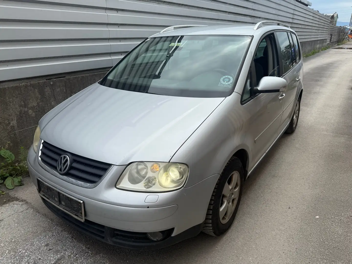 Volkswagen Touran Highline 2,0 TDI DSG Euro 4 Argent - 1
