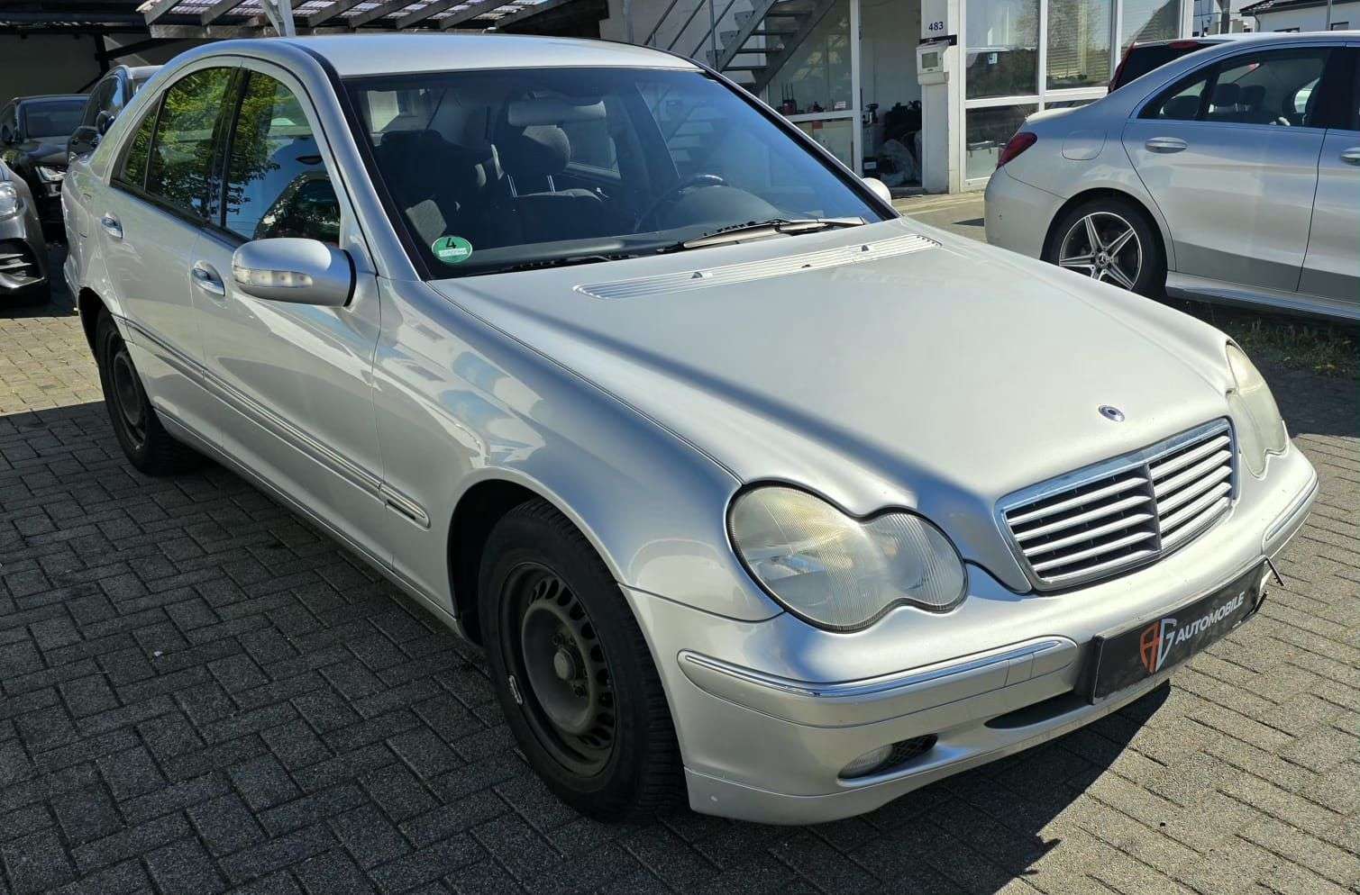 Second hand Mercedes Benz C-Class 