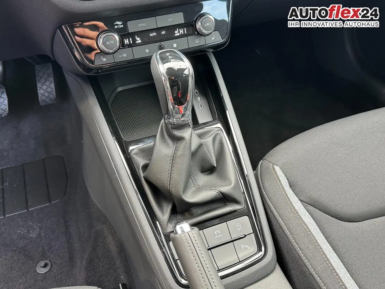 Skoda Scala 1,0 TSI DSG Selection 2Zonenklima 2x Einparkhil..., миниатюра 23