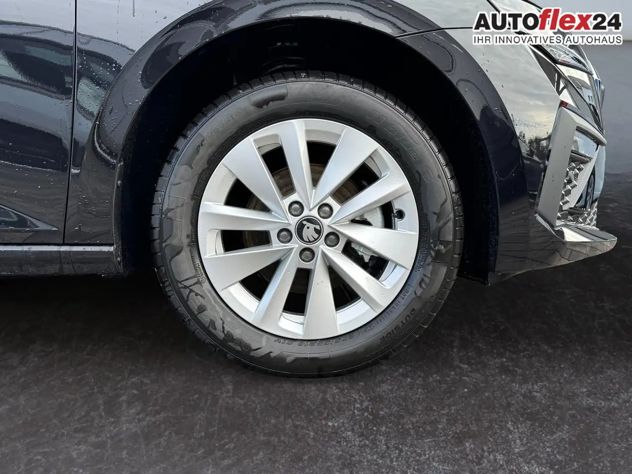 Skoda Scala 1,0 TSI DSG Selection 2Zonenklima 2x Einparkhil..., миниатюра 9