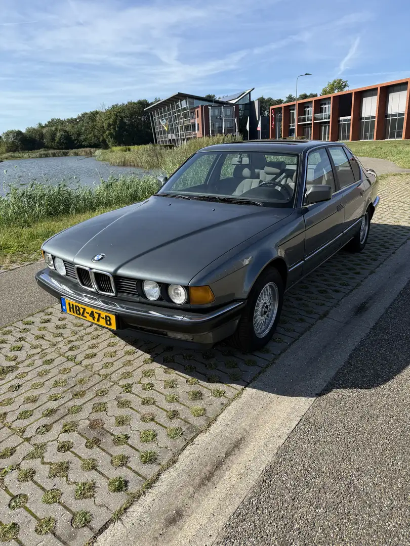 BMW 730 730i Grijs - 1