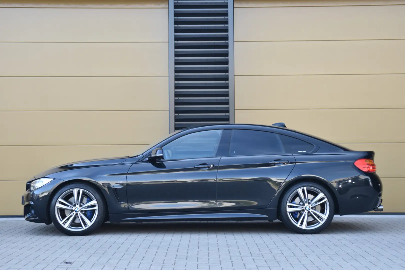 BMW 420 4-serie Gran Coupé 420i High Executive * M sportpa Noir - 2