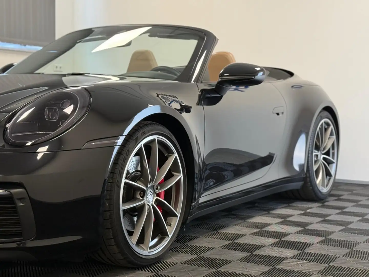 Porsche 911 992 Carrera S Cabrio Lederpaket Bose PDLS Siyah - 2
