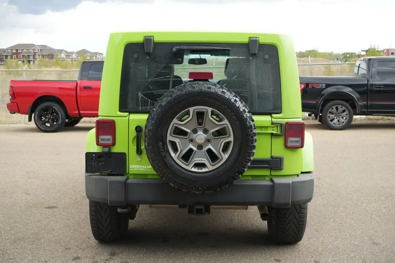 Jeep Wrangler снимка Jeep Wrangler