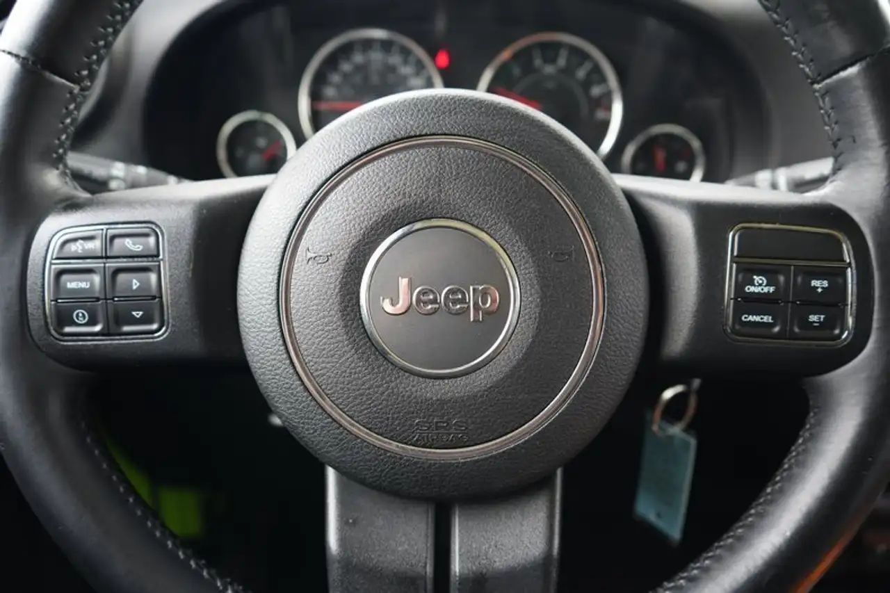 Jeep Wrangler снимка Jeep Wrangler