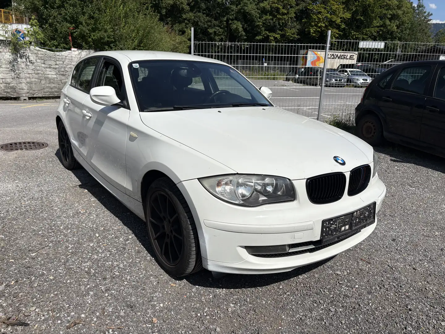 BMW 116 116d Advantage Weiß - 1