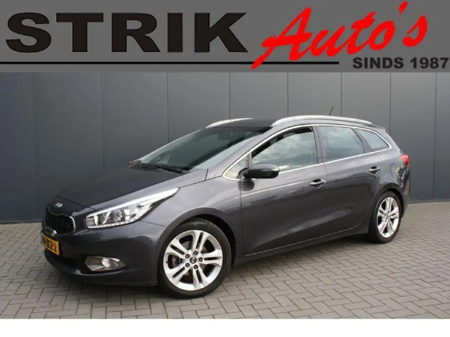 Kia Ceed SW / cee'd SW Sportswagon 1.6 GDI Plus Pack - NAVIGATIE - CAMERA Gris - 1
