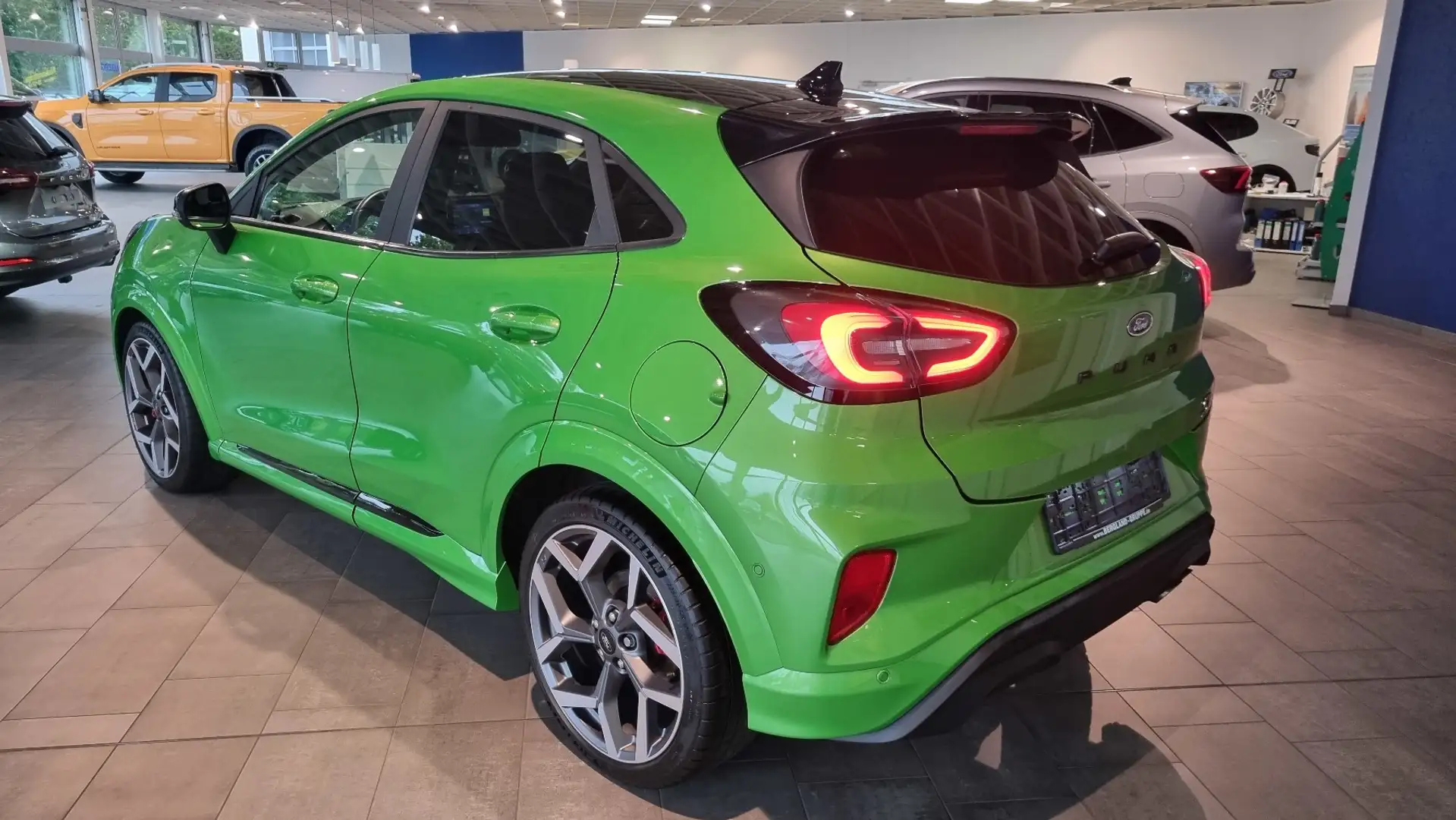 Ford Puma ST X 1.5L 200PS M6 FWD Grün - 2