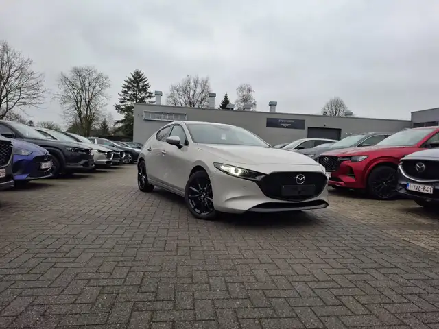 Mazda 3 Exclusive-Line + Pano - Garantie tem 10/2030