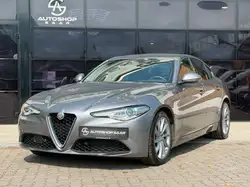 Alfa Romeo Giulia Super /CarPlay/Navi/PDC