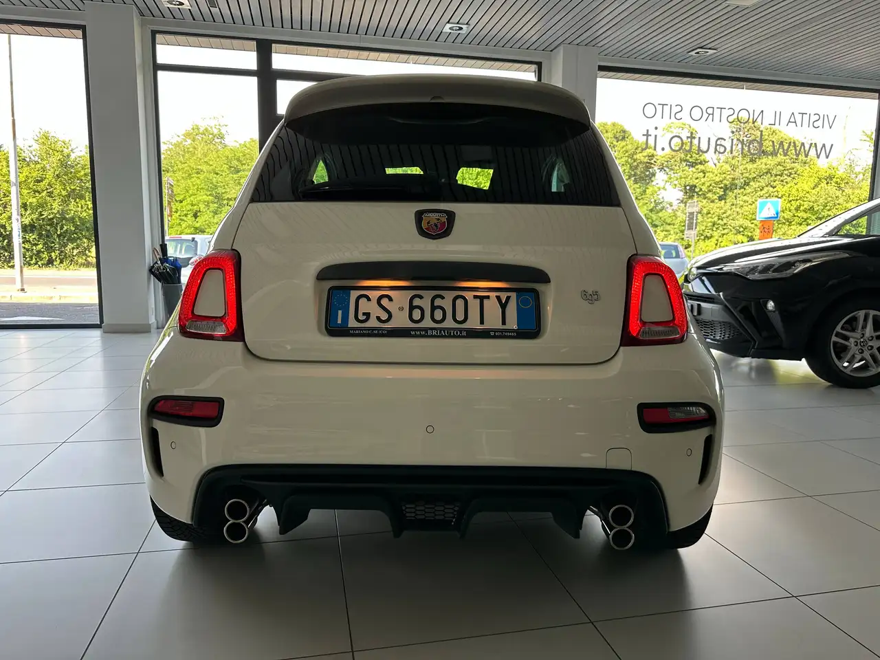 Abarth 695 2024