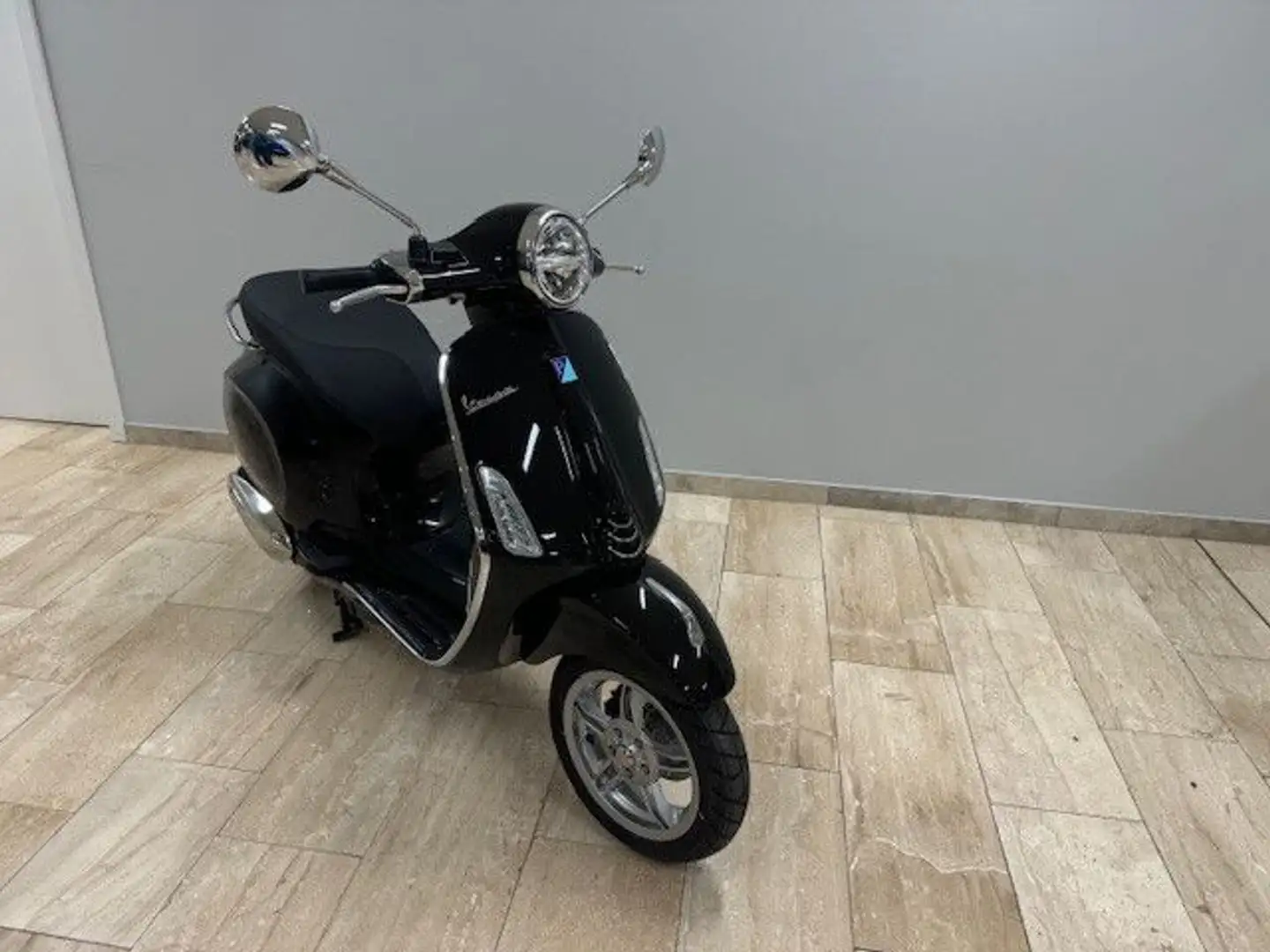 Vespa Primavera 125 E5+ FACELIFT  HAUSPREIS 2025 Negru - 2