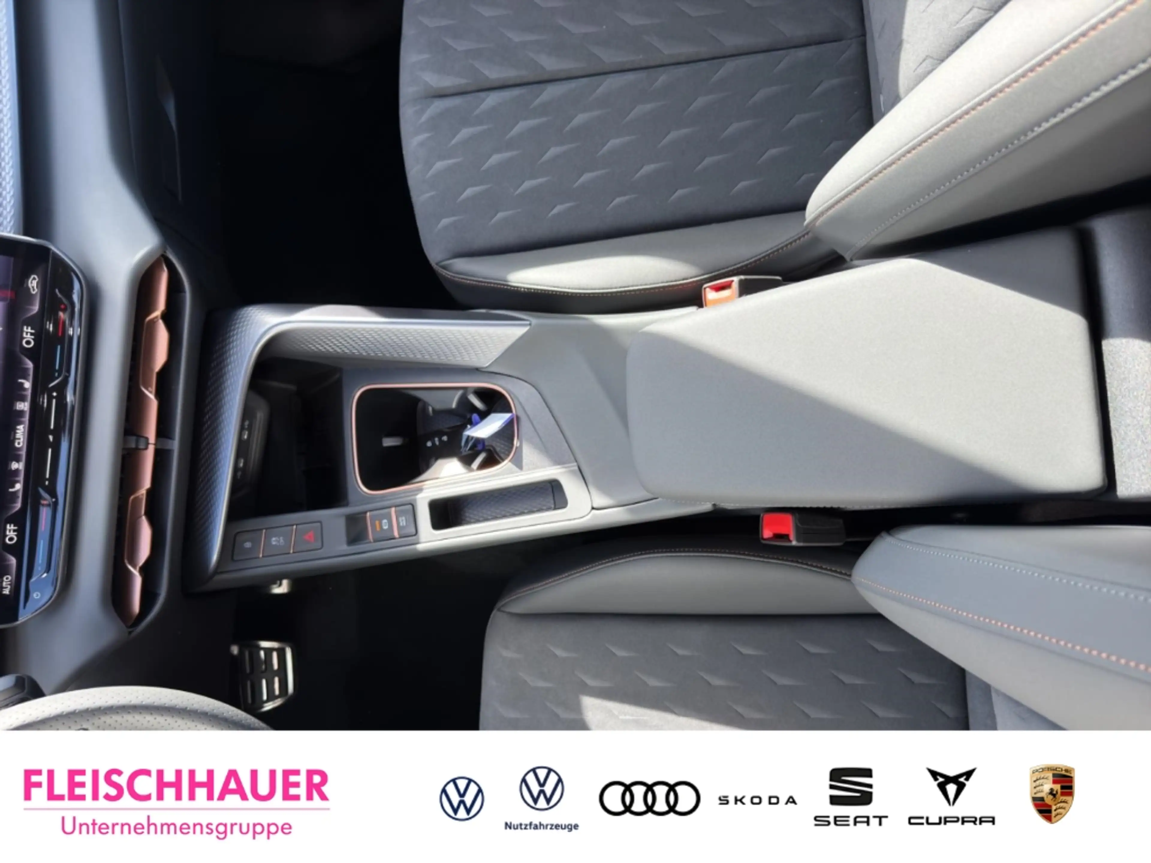 CUPRA Terramar 1.5 eTSI ACC LED DAB Navi Tel.-Vorb. Rückfahrkam. — photo 13