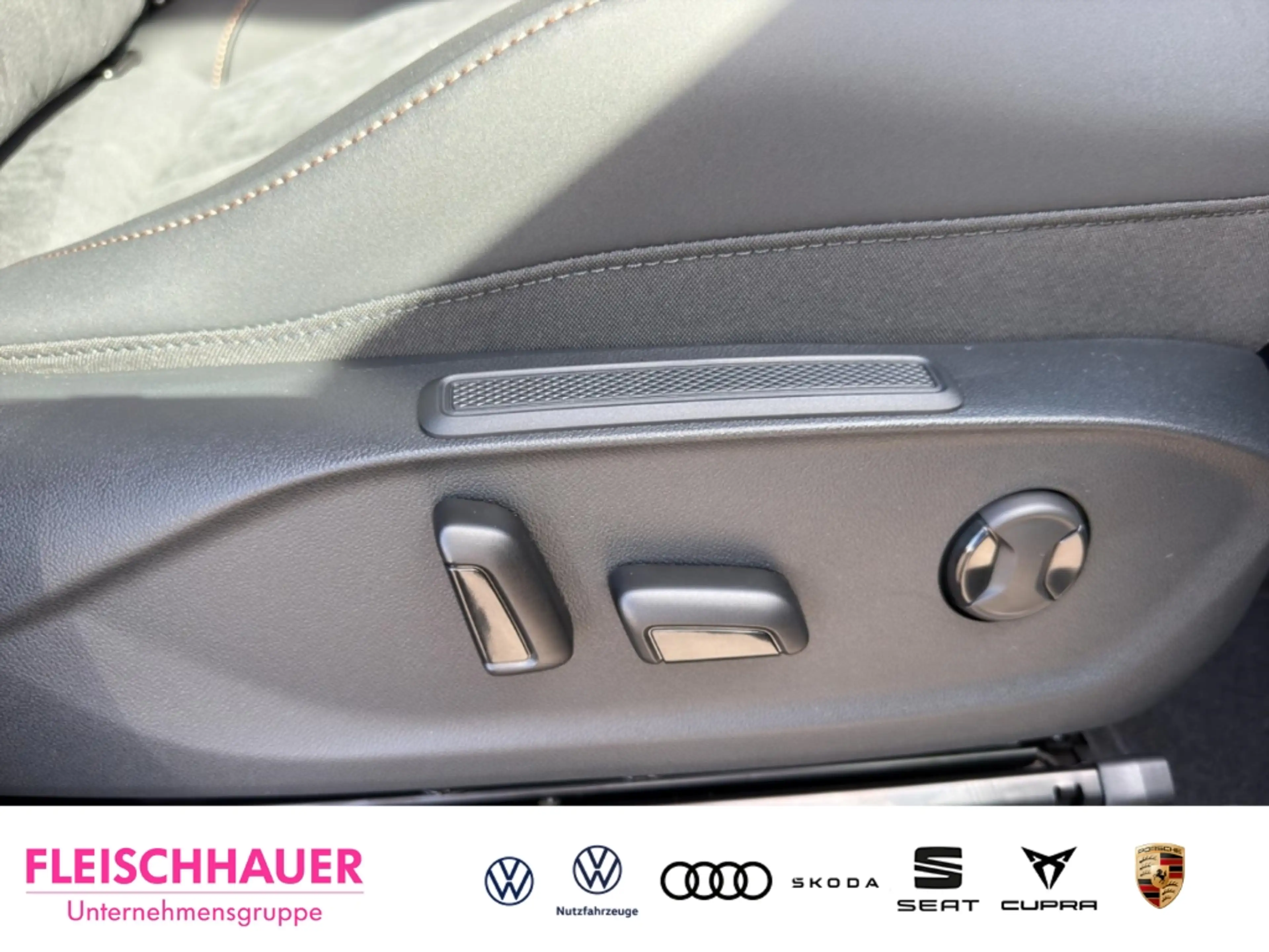 CUPRA Terramar 1.5 eTSI ACC LED DAB Navi Tel.-Vorb. Rückfahrkam. — photo 12